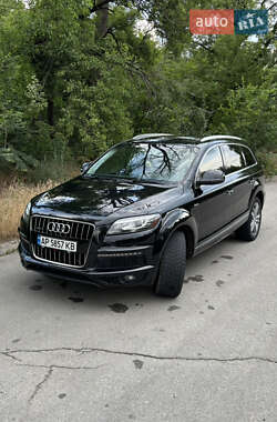 Внедорожник / Кроссовер Audi Q7 2015 в 