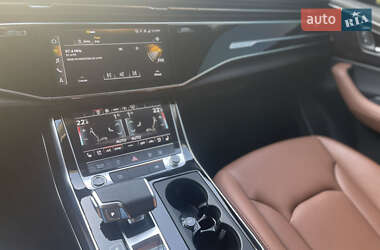 Внедорожник / Кроссовер Audi Q7 2023 в 