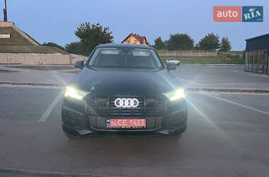 Внедорожник / Кроссовер Audi Q7 2023 в 