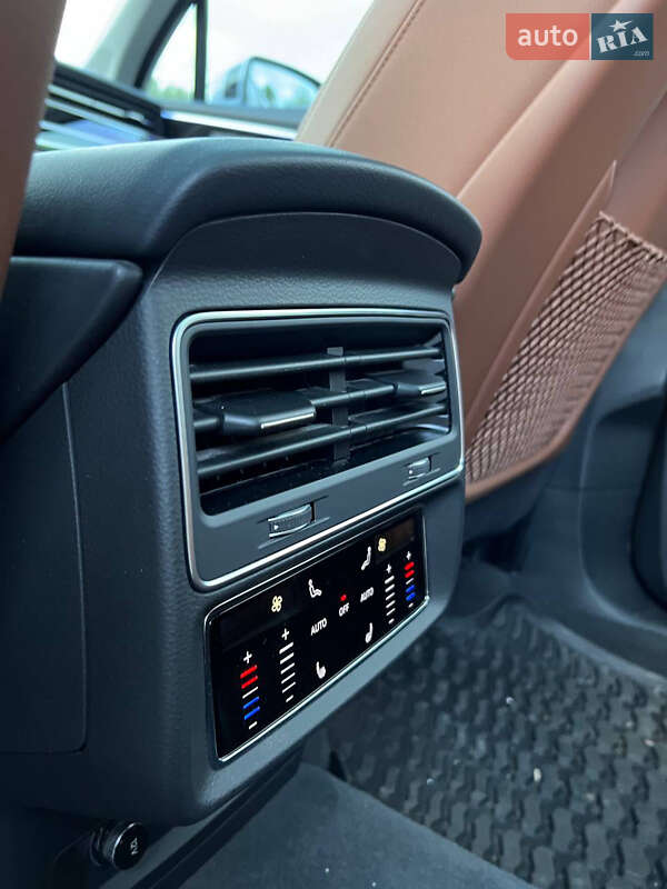 Внедорожник / Кроссовер Audi Q7 2023 в Киеве