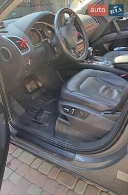 Внедорожник / Кроссовер Audi Q7 2014 в 
