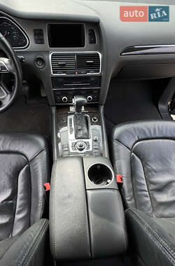 Внедорожник / Кроссовер Audi Q7 2014 в 