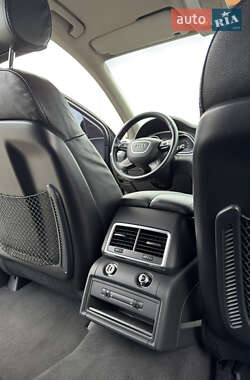 Внедорожник / Кроссовер Audi Q7 2014 в 