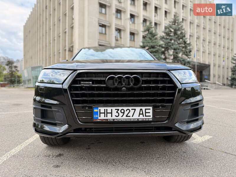 Позашляховик / Кросовер Audi Q7 2018 в Одесі фото 3 Позашляховик / Кросовер Audi Q7 2018 в Одесі