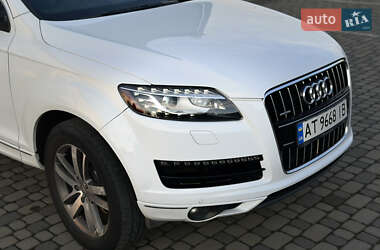 Позашляховик / Кросовер Audi Q7 2010 в 