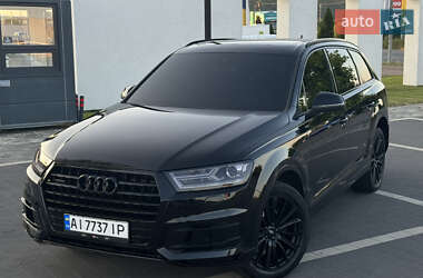 Внедорожник / Кроссовер Audi Q7 2015 в 