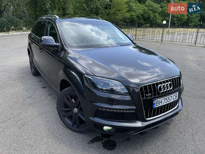 Внедорожник / Кроссовер Audi Q7 2010 в Одессе