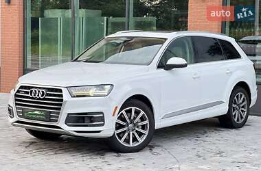 Внедорожник / Кроссовер Audi Q7 2018 в 