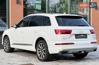 Внедорожник / Кроссовер Audi Q7 2018 в 