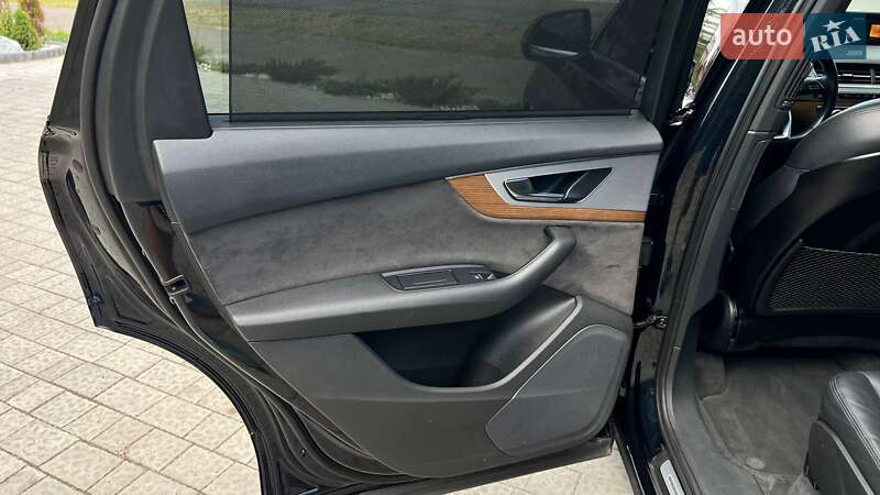 Внедорожник / Кроссовер Audi Q7 2016 в Львове фото 26 Внедорожник / Кроссовер Audi Q7 2016 в Львове