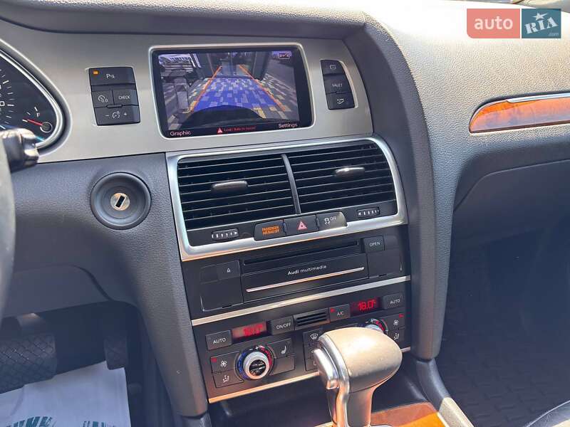 Внедорожник / Кроссовер Audi Q7 2015 в Львове