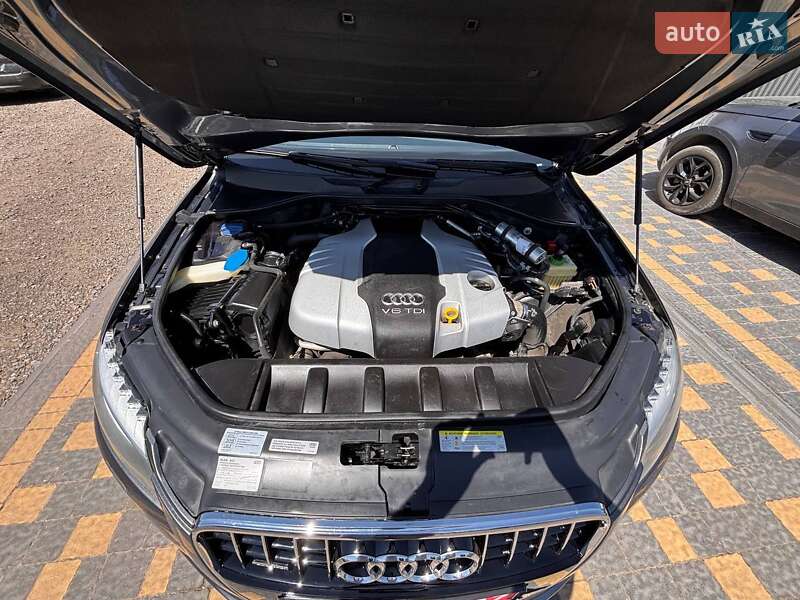 Внедорожник / Кроссовер Audi Q7 2015 в Львове
