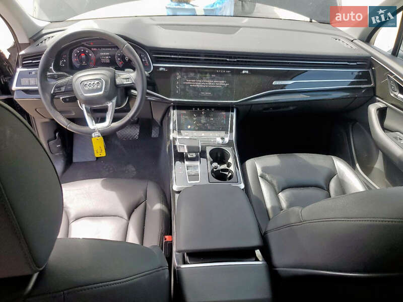 Внедорожник / Кроссовер Audi Q7 2020 в Киеве