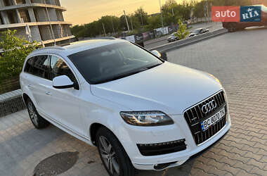 Внедорожник / Кроссовер Audi Q7 2012 в 