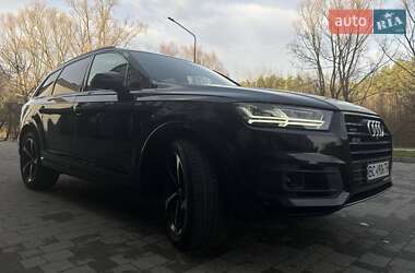 Внедорожник / Кроссовер Audi Q7 2018 в 