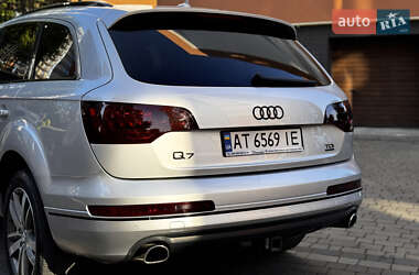Внедорожник / Кроссовер Audi Q7 2014 в 