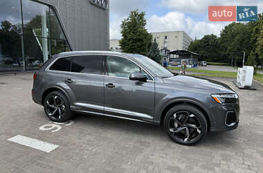 Внедорожник / Кроссовер Audi Q7 2024 в 