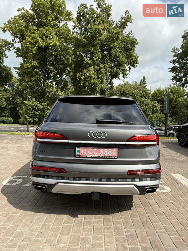 Внедорожник / Кроссовер Audi Q7 2024 в Львове