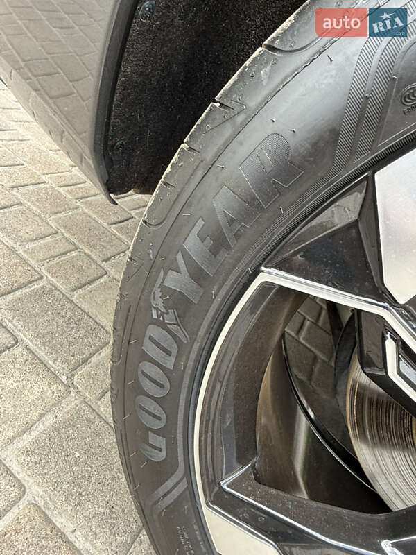 Внедорожник / Кроссовер Audi Q7 2024 в Львове