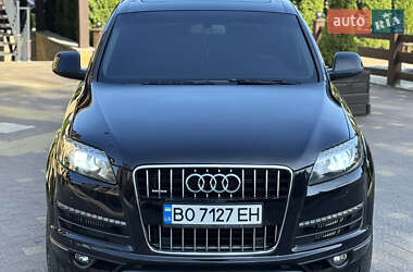 Внедорожник / Кроссовер Audi Q7 2015 в 