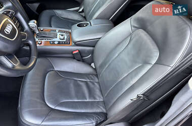 Внедорожник / Кроссовер Audi Q7 2015 в 