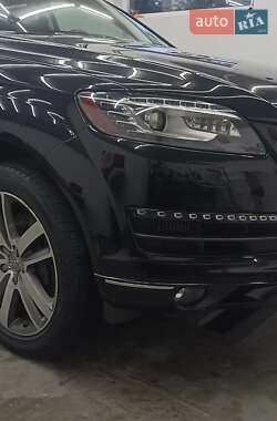 Позашляховик / Кросовер Audi Q7 2015 в Львові
