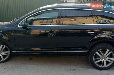 Внедорожник / Кроссовер Audi Q7 2015 в 