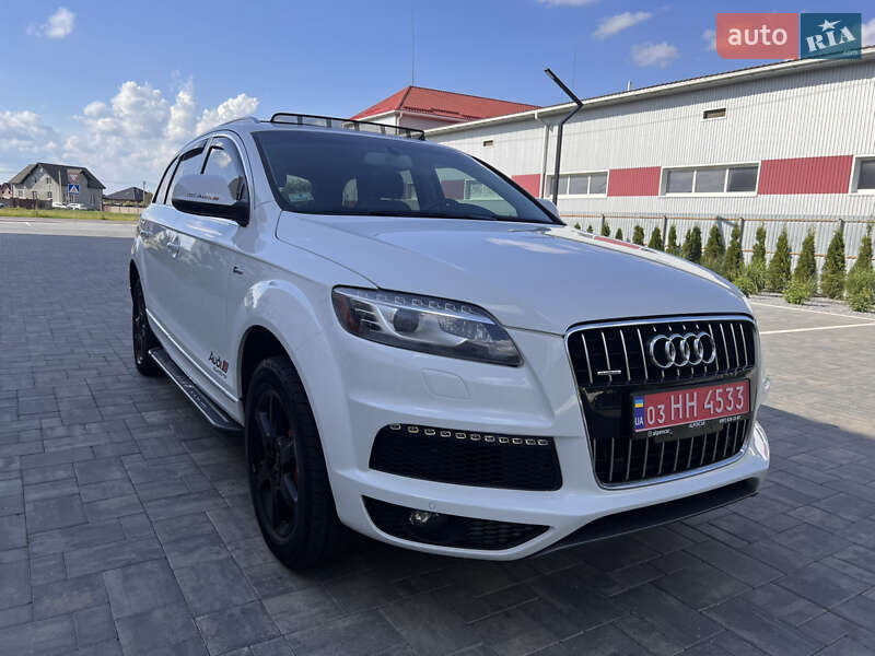 Внедорожник / Кроссовер Audi Q7 2015 в Луцке