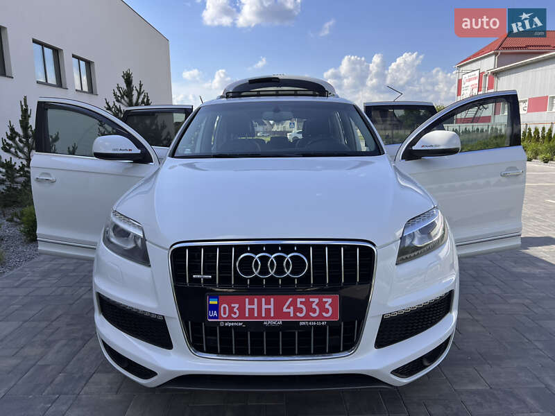 Внедорожник / Кроссовер Audi Q7 2015 в Луцке