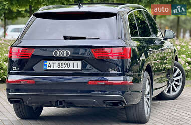 Внедорожник / Кроссовер Audi Q7 2017 в 