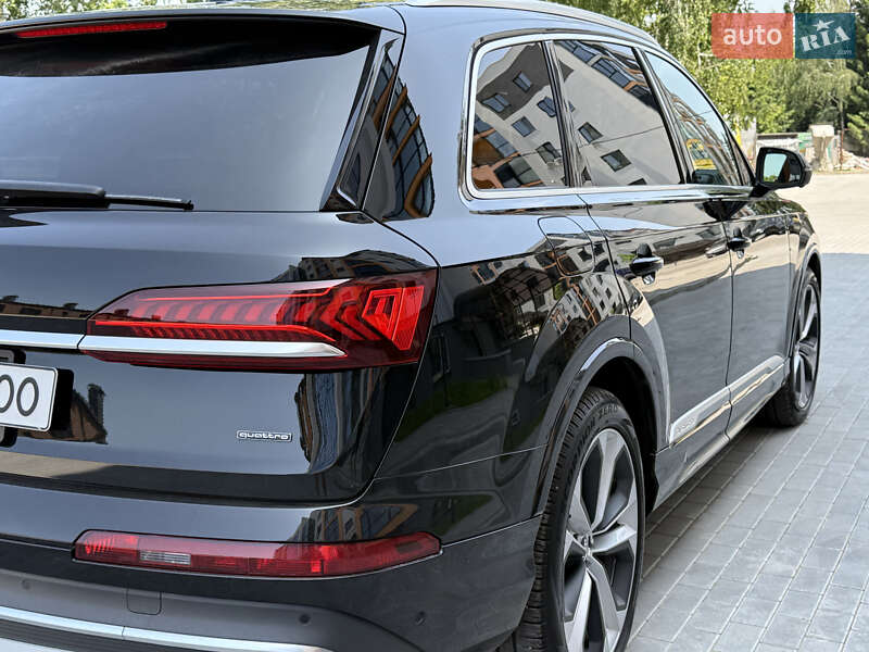 Внедорожник / Кроссовер Audi Q7 2020 в Виннице