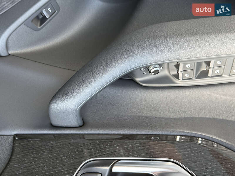 Внедорожник / Кроссовер Audi Q7 2020 в Виннице