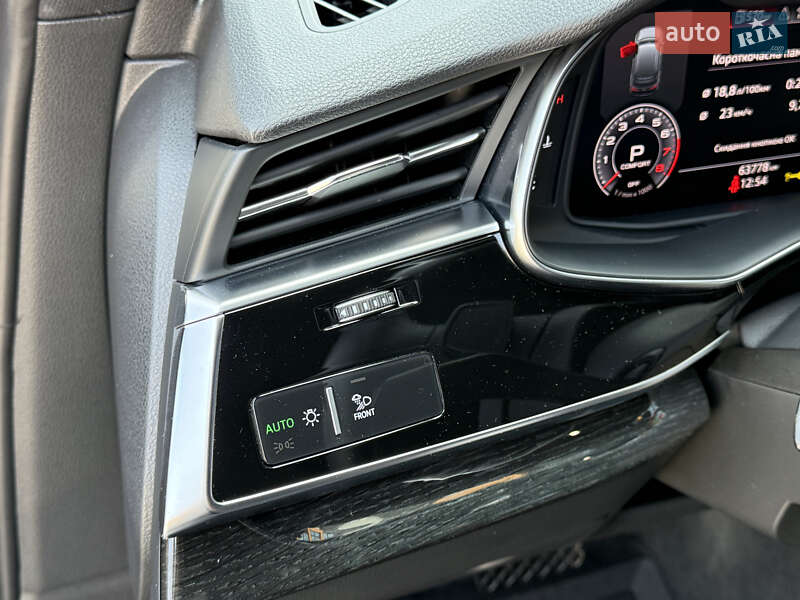 Внедорожник / Кроссовер Audi Q7 2020 в Виннице