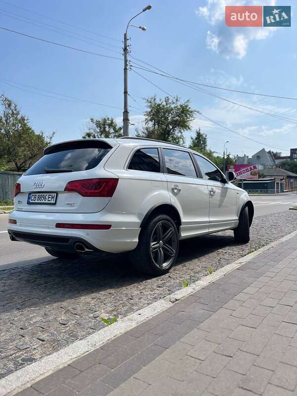 Внедорожник / Кроссовер Audi Q7 2014 в Чернигове