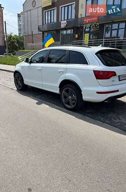 Внедорожник / Кроссовер Audi Q7 2014 в 