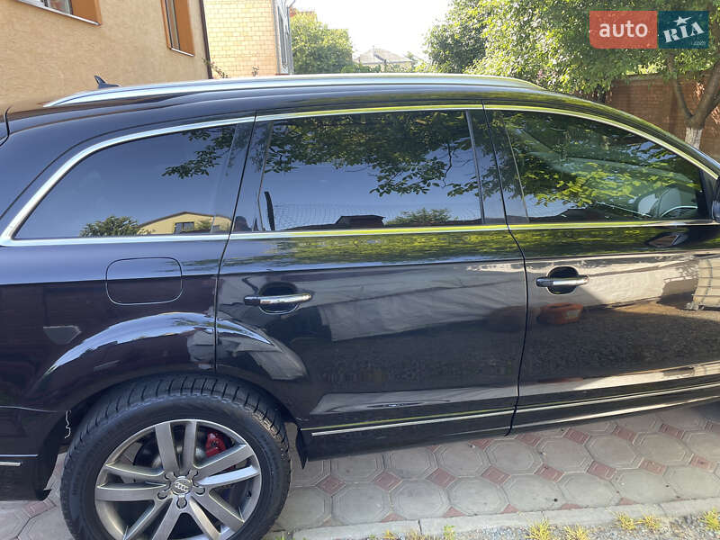 Позашляховик / Кросовер Audi Q7 2013 в Львові