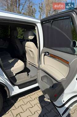 Внедорожник / Кроссовер Audi Q7 2013 в 