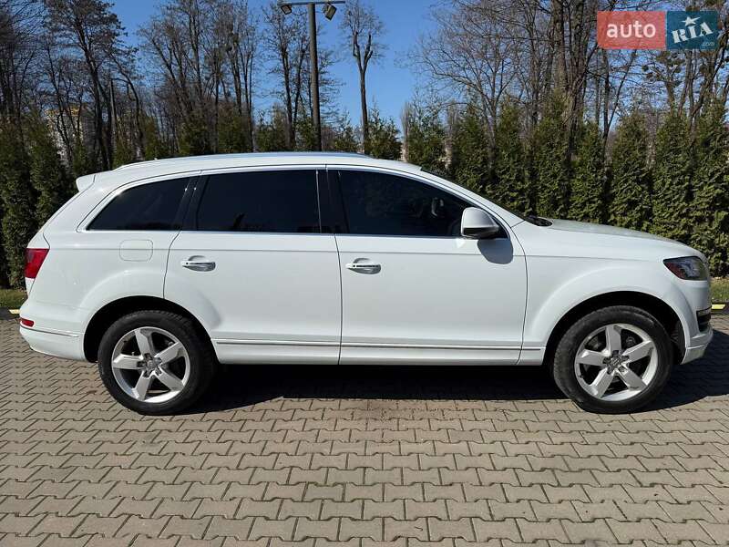 Внедорожник / Кроссовер Audi Q7 2013 в Киеве