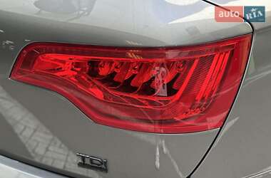 Внедорожник / Кроссовер Audi Q7 2014 в 
