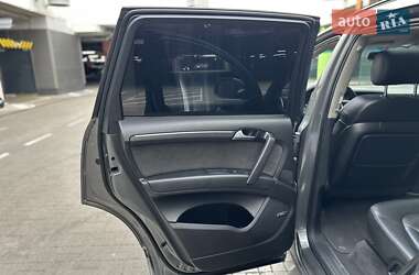 Внедорожник / Кроссовер Audi Q7 2014 в 
