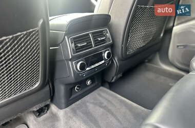 Внедорожник / Кроссовер Audi Q7 2017 в 