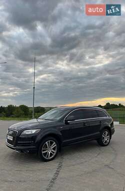 Внедорожник / Кроссовер Audi Q7 2012 в 