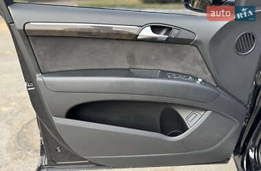 Внедорожник / Кроссовер Audi Q7 2011 в 