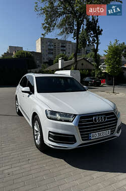 Позашляховик / Кросовер Audi Q7 2017 в 