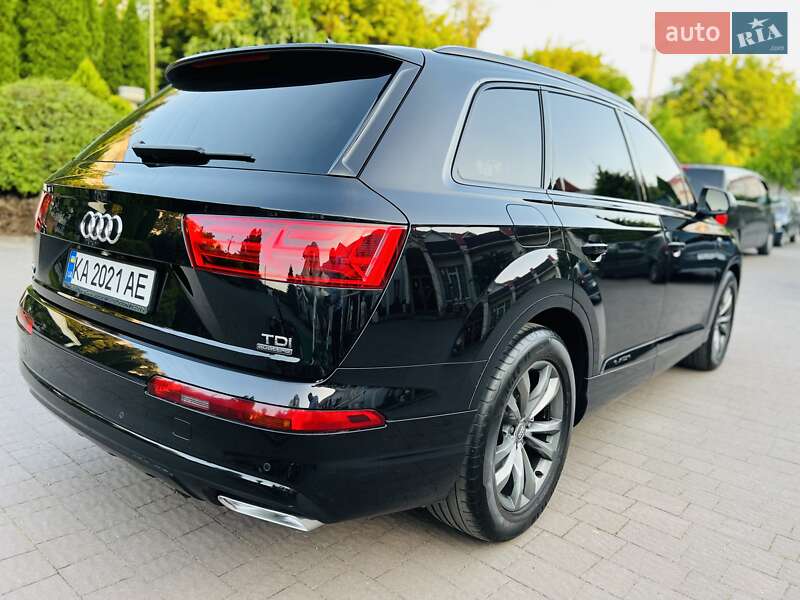 Позашляховик / Кросовер Audi Q7 2015 в Хмельницькому
