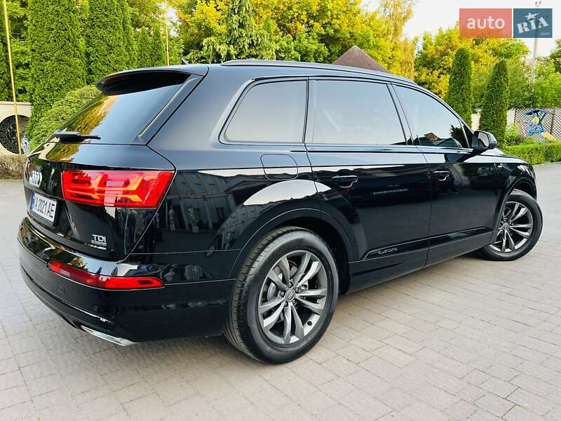 Позашляховик / Кросовер Audi Q7 2015 в Хмельницькому