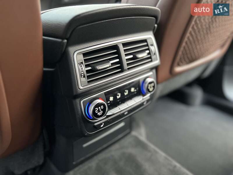 Позашляховик / Кросовер Audi Q7 2015 в Хмельницькому