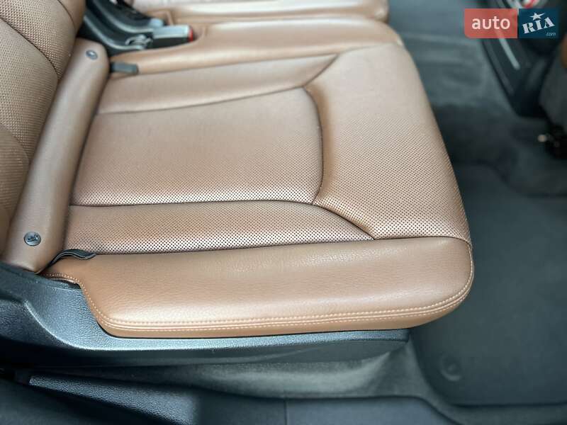 Позашляховик / Кросовер Audi Q7 2015 в Хмельницькому
