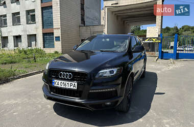 Внедорожник / Кроссовер Audi Q7 2013 в 
