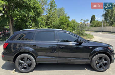 Внедорожник / Кроссовер Audi Q7 2013 в 